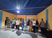 Pemdes Tanjung Tiram Kecamatan Moramo Utara Membagikan BLT-DD Kepada 16 KPM dirangkaikan dengan Pemberian Insentif Lembaga Desa
